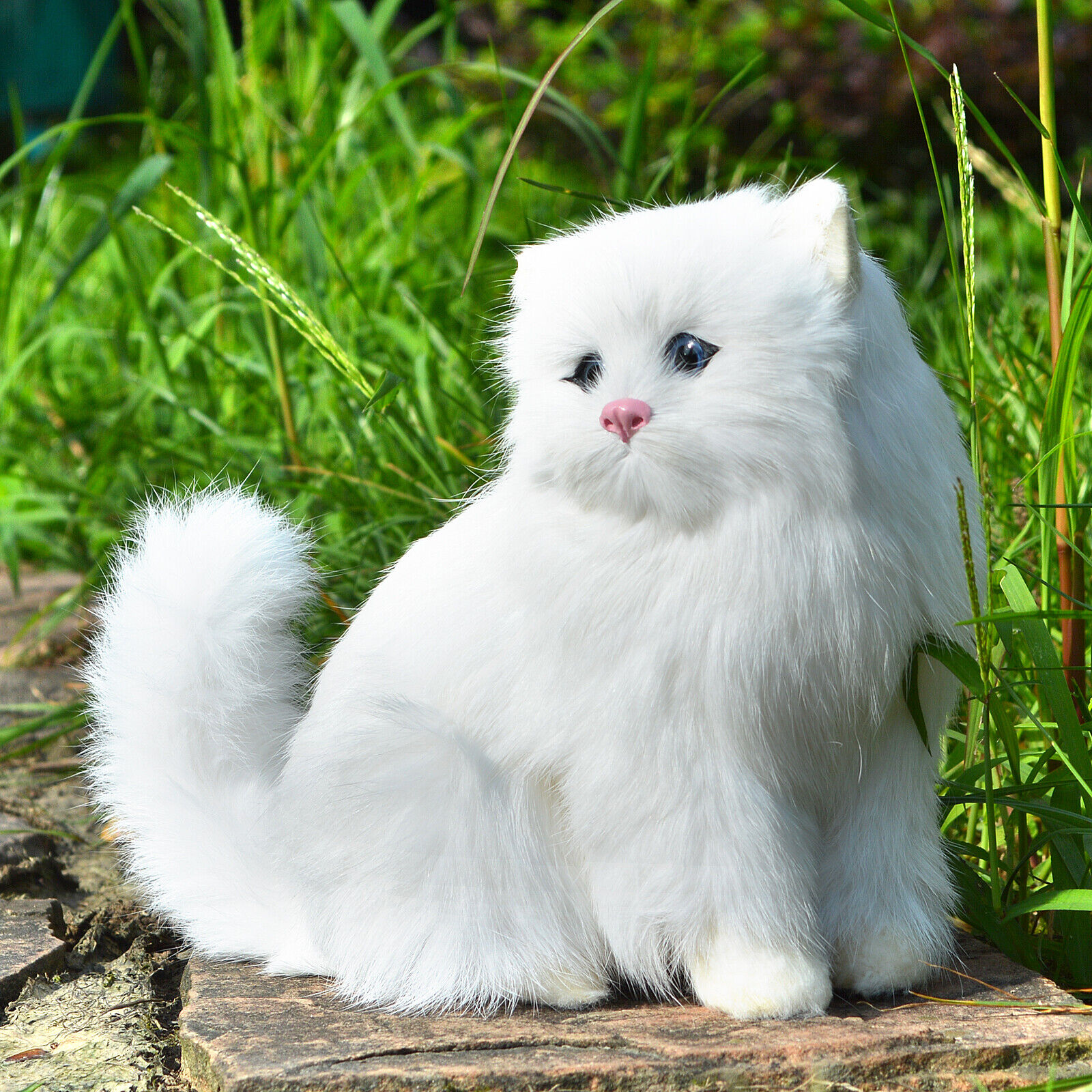 Игрушка персидский кот белый